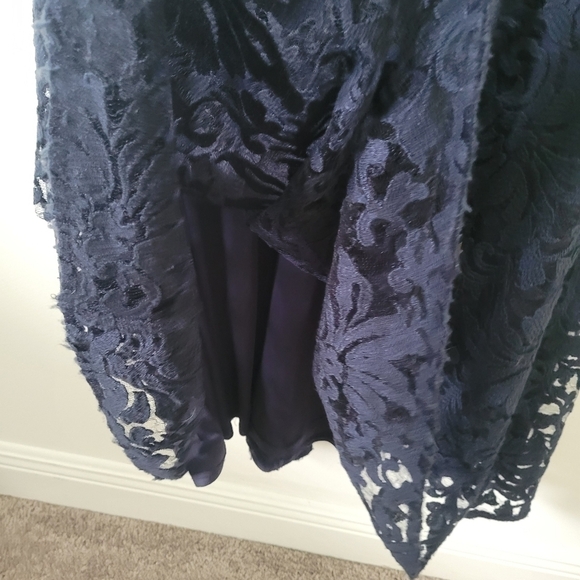 Tadashi Shoji Textured Lace Mermaid Gown Navy Blue Size 8 - Picture 15 of 16